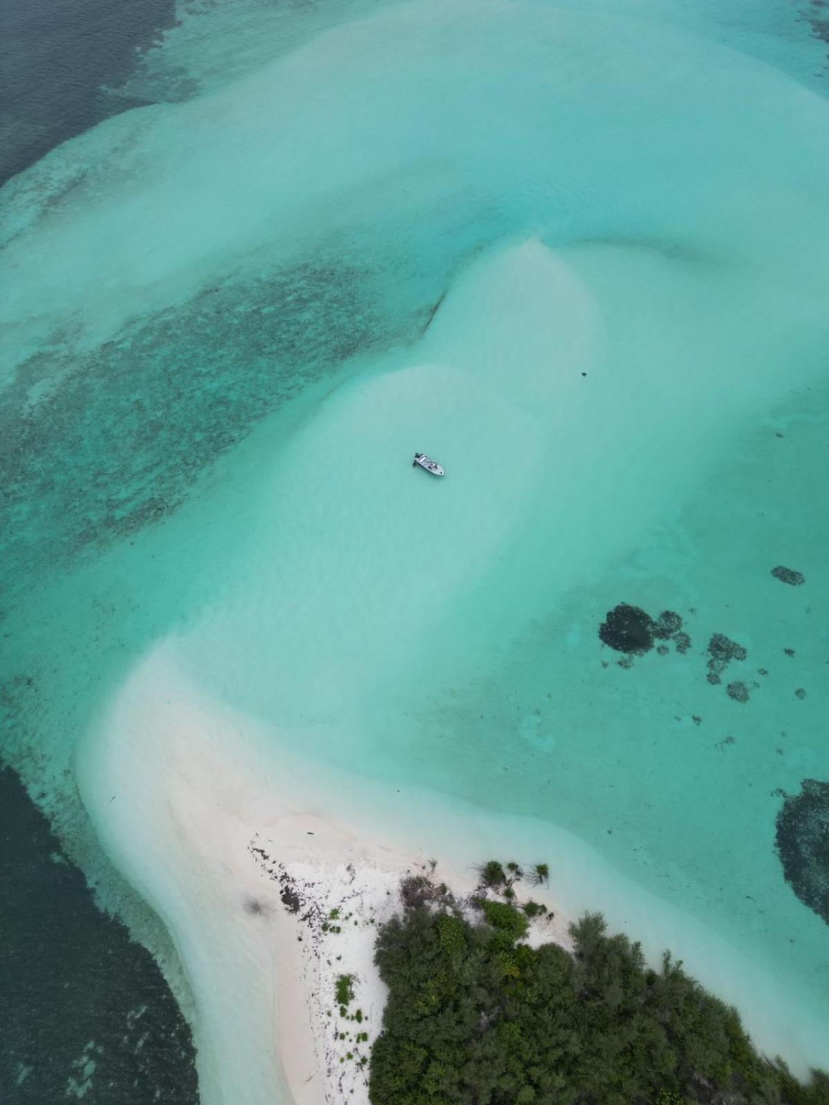 Isla Retreat Hotel Fehendhoo Buitenkant foto